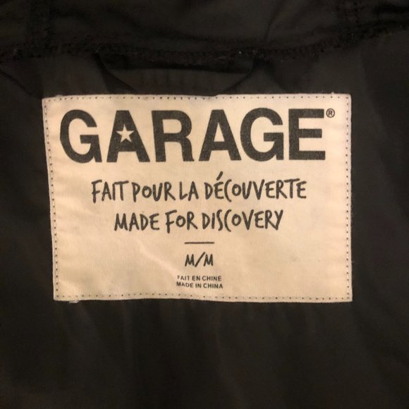 Size Medium Rose Line Embroidered Jacket - Picture 3 of 3